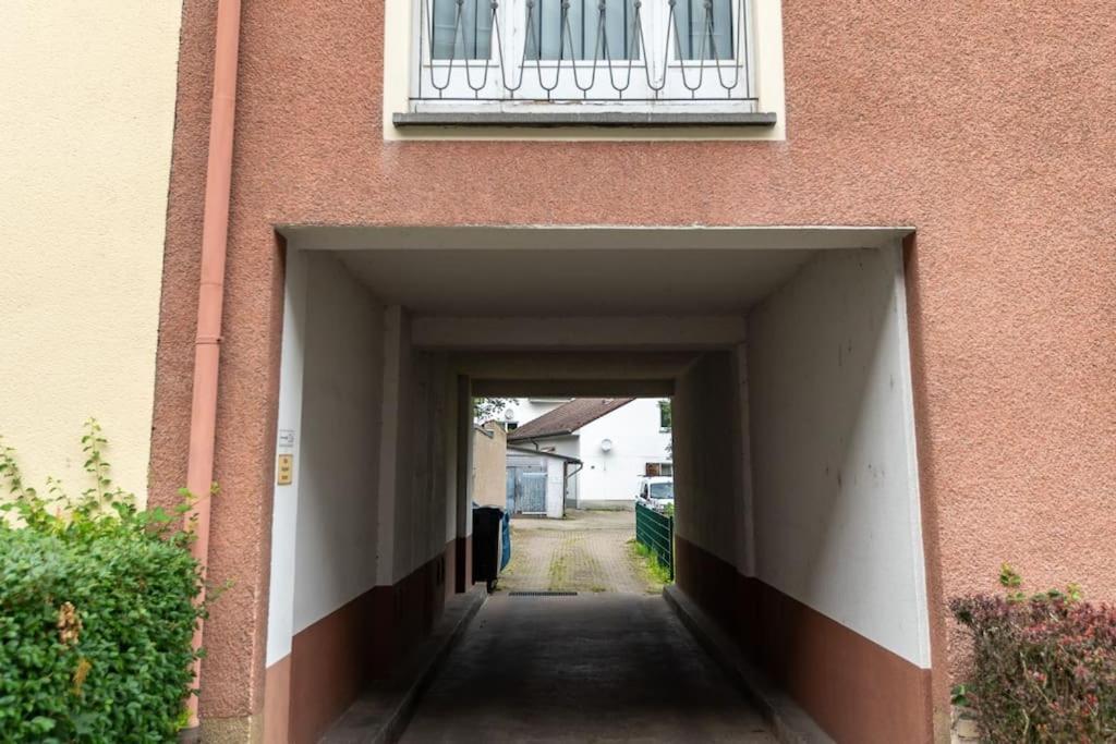 Wohnung Naehe Stadtzentrum Mit Wohnzimmer Und Kueche Koblenz  Luaran gambar